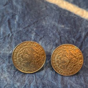 Earrings — not pierced — 1941 coins koninkrijk der nederlanden —- very cool